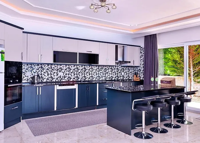 Вилла İslamlar 3 Bedroom With Private Pool *