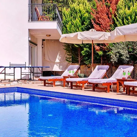 İslamlar 3 Bedroom With Private Pool ヴィラ